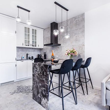 Apartament Roza Wiatrow Gizycko/Wilkasy Buitenkant foto
