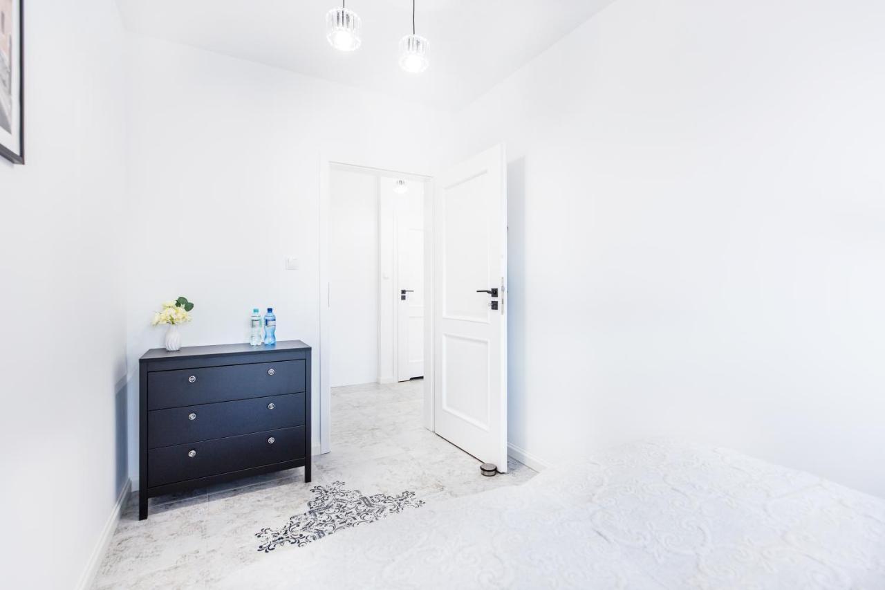 Apartament Roza Wiatrow Gizycko/Wilkasy Buitenkant foto